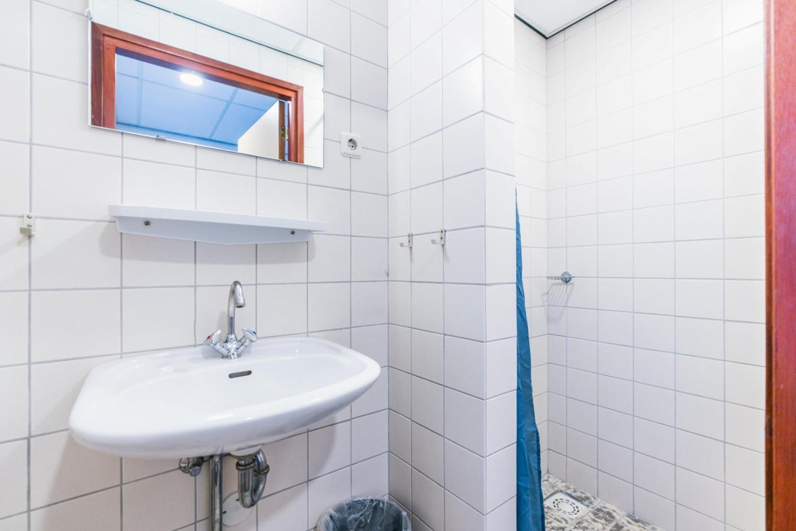 Oer'T Hout Hostel Grou Ngoại thất bức ảnh
