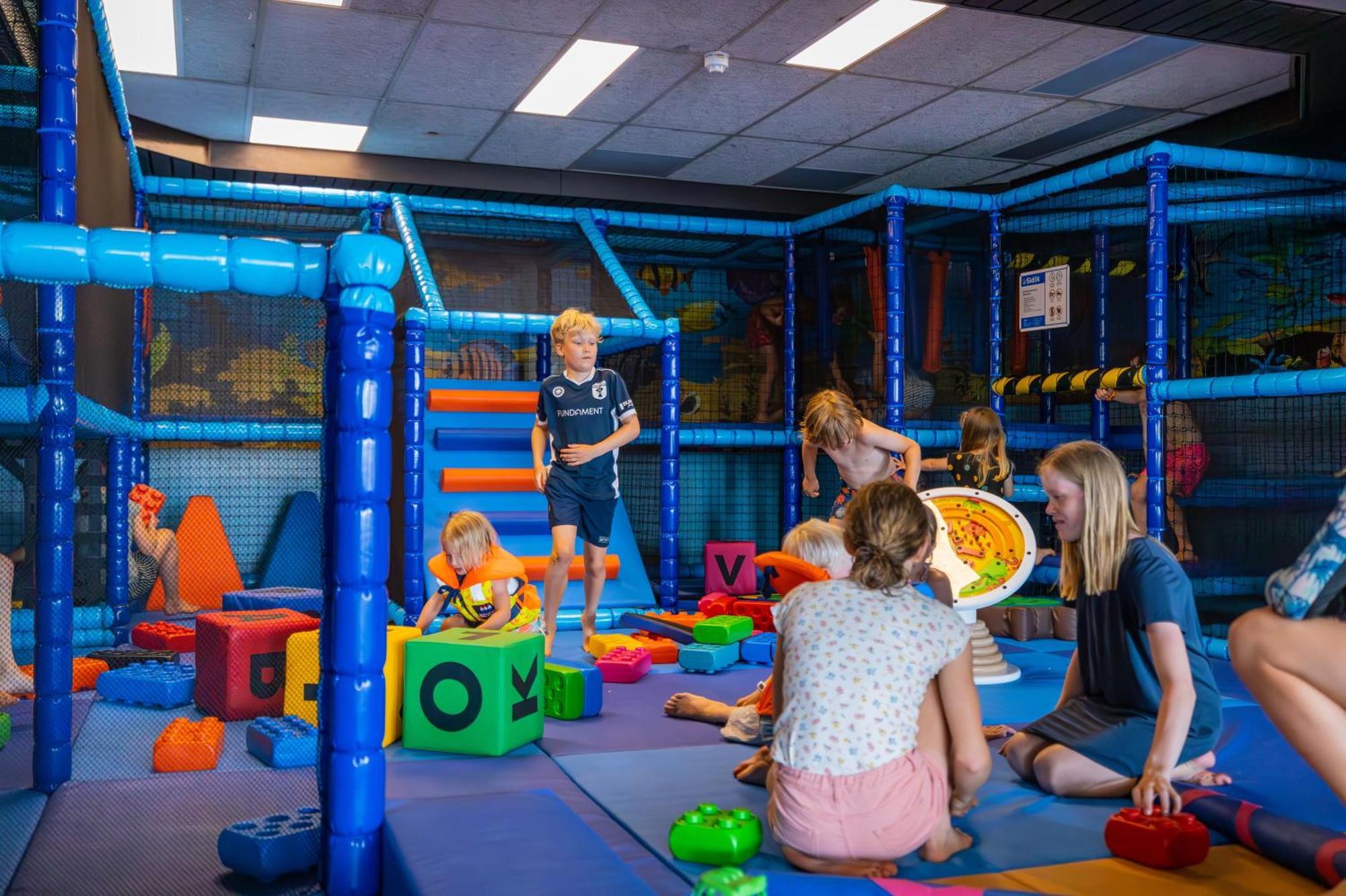 Oer'T Hout Hostel Grou Ngoại thất bức ảnh