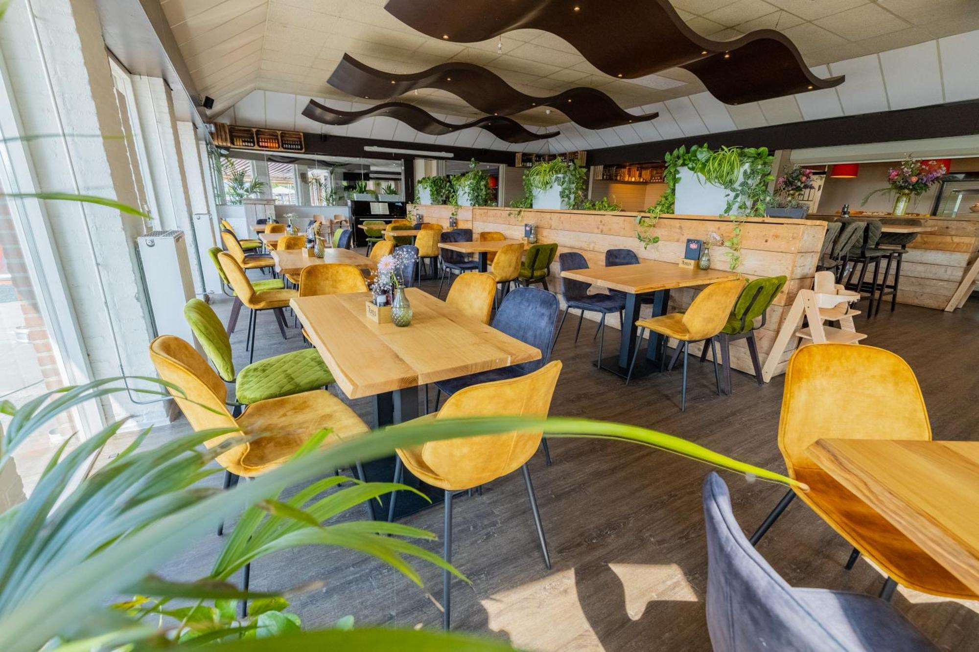 Oer'T Hout Hostel Grou Ngoại thất bức ảnh