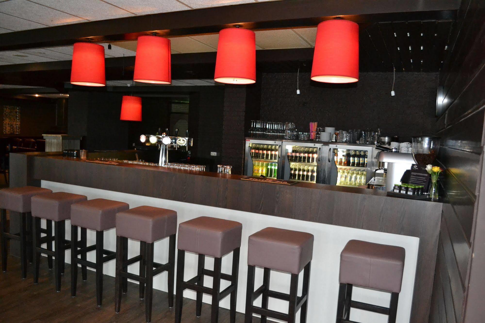 Oer'T Hout Hostel Grou Ngoại thất bức ảnh
